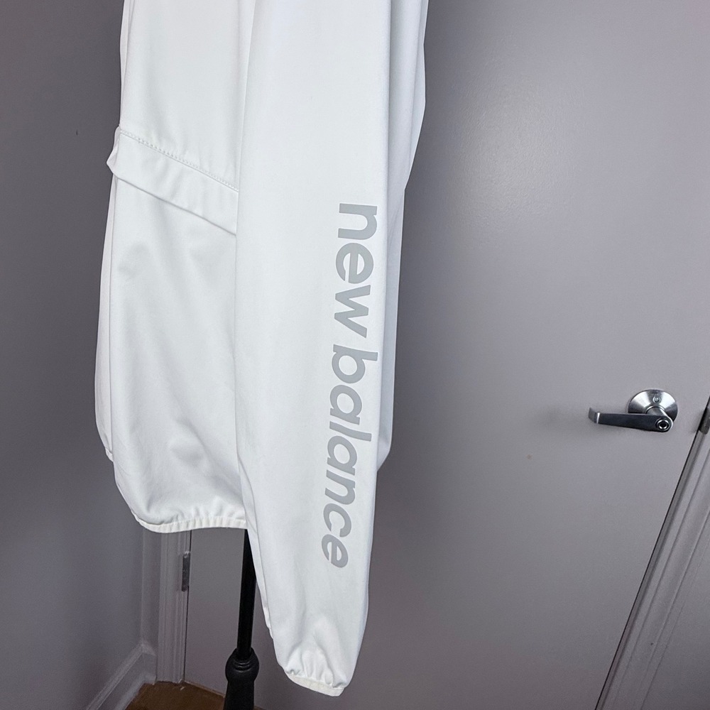 New Balance White Quarter Zip Hooded Windbreaker Jacket Reflective Logo 2XL - Picture 5 of 10